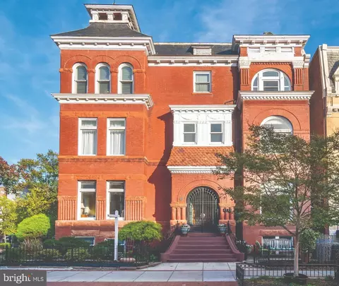 1755 18th St NW, Washington, DC 20009
