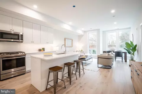 4319 Harrison St NW #4, Washington, DC 20015