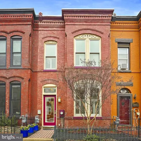 1306 Emerald St NE, Washington, DC 20002