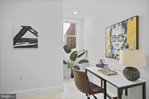 Dining - 1306 Emerald St NE, Washington, DC 20002 photo 3 of 3