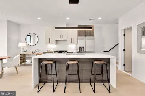 3934 14th St NW #404, Washington, DC 20011