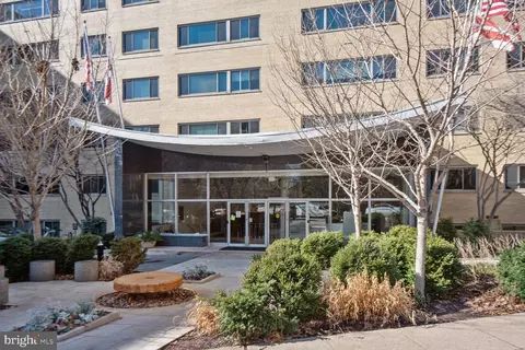 4600 Connecticut Ave NW #905, Washington, DC 20008