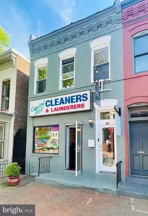 661 C St SE, Washington, DC 20003 photo 1