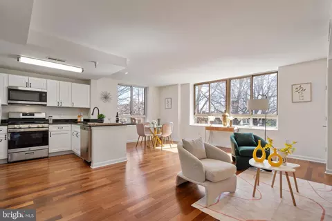 350 G St SW #N209, Washington, DC 20024