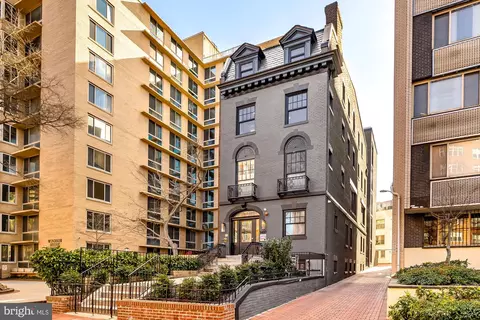1460 Rhode Island Ave NW #PH8, Washington, DC 20005