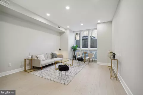 2213 M St NE #1, Washington, DC 20002 photo 2