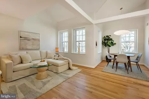 3600 39th St NW #E551, Washington, DC 20016