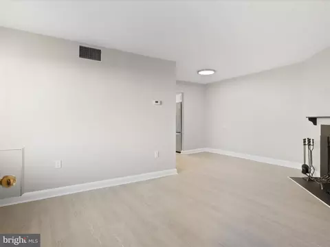 3815 Davis Pl NW #5, Washington, DC 20007 photo 3