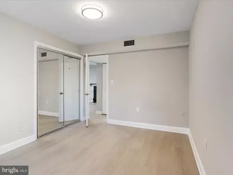 3815 Davis Pl NW #5, Washington, DC 20007 photo 13