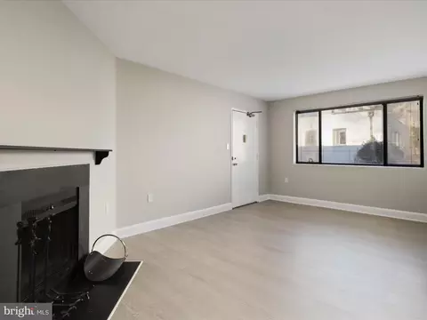 3815 Davis Pl NW #5, Washington, DC 20007 photo 5