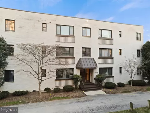 3815 Davis Pl NW #5, Washington, DC 20007 photo 2
