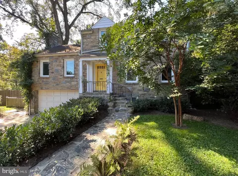 4926 Sedgwick St NW, Washington, DC 20016