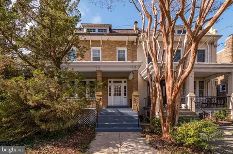 7520 12th St NW, Washington, DC 20012