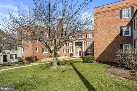 3808 W Se SE #202, Washington, DC 20020