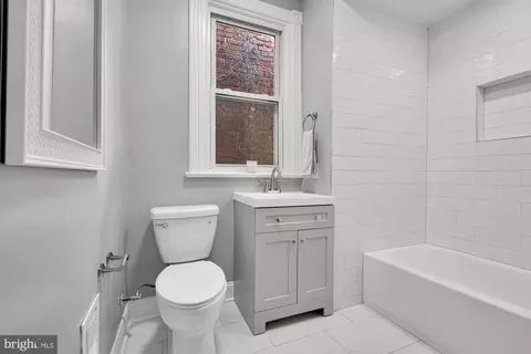 Bath - 1507 G St SE, Washington, DC 20003 photo 1 of 2