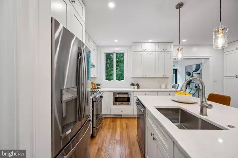 1547 44th St NW, Washington, DC 20007 photo 9