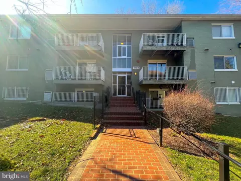4469 B St SE #101, Washington, DC 20019