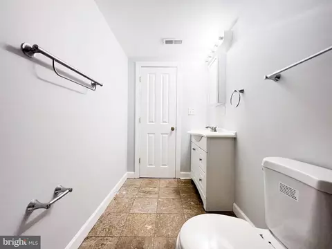 Bath - 4469 B St SE #101, Washington, DC 20019 photo 2 of 5