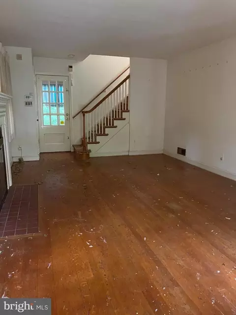 4414 35th St NW, Washington, DC 20008 photo 4