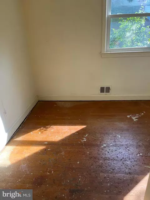 4414 35th St NW, Washington, DC 20008 photo 13