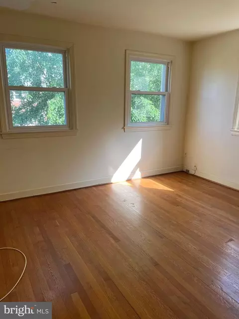 4414 35th St NW, Washington, DC 20008 photo 11