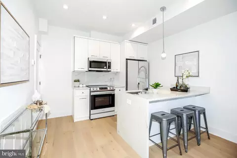 Kitchen - 3921 W Street St NW #3, Washington, DC 20007 photo 2 of 7