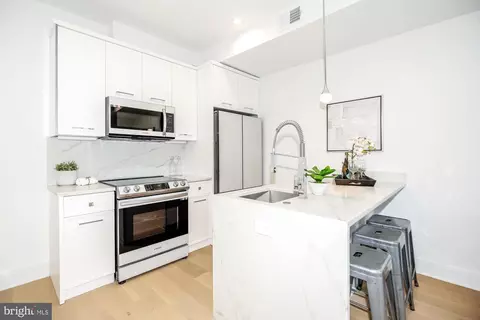 Kitchen - 3921 W Street St NW #3, Washington, DC 20007 photo 4 of 7