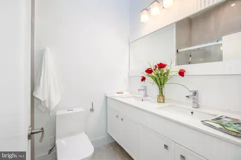 Bath - 3921 W Street St NW #3, Washington, DC 20007 photo 2 of 5