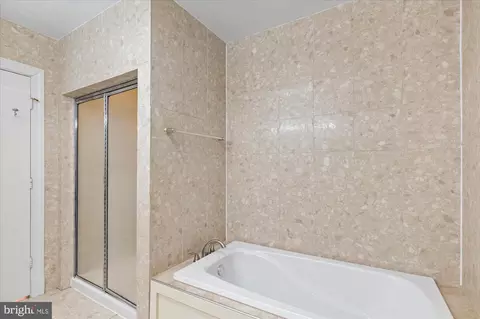 3908 Georgetown Ct NW, Washington, DC 20007 photo 12