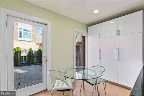 3908 Georgetown Ct NW, Washington, DC 20007 photo 9