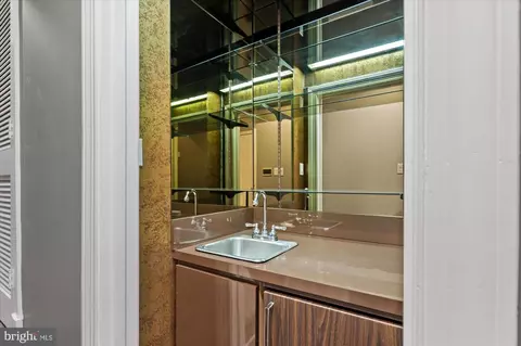 3908 Georgetown Ct NW, Washington, DC 20007 photo 16