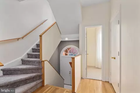 3908 Georgetown Ct NW, Washington, DC 20007 photo 2
