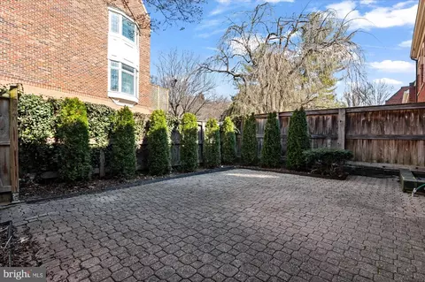 3908 Georgetown Ct NW, Washington, DC 20007 photo 22