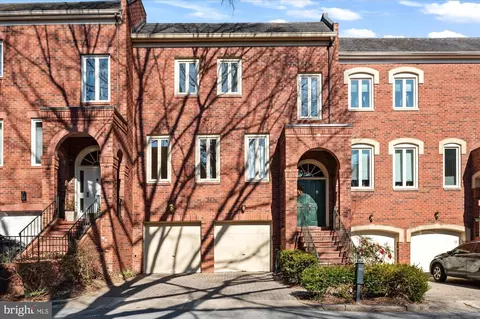 3908 Georgetown Ct NW, Washington, DC 20007