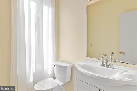 3908 Georgetown Ct NW, Washington, DC 20007 photo 3