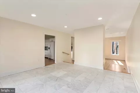 3908 Georgetown Ct NW, Washington, DC 20007 photo 5