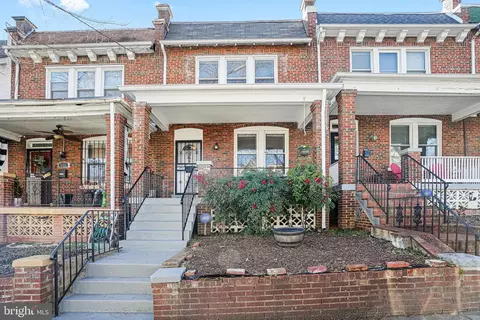 564 23rd Pl NE, Washington, DC 20002 photo 2