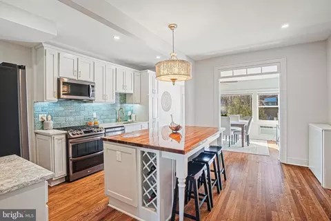 564 23rd Pl NE, Washington, DC 20002
