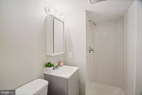 564 23rd Pl NE, Washington, DC 20002 photo 20