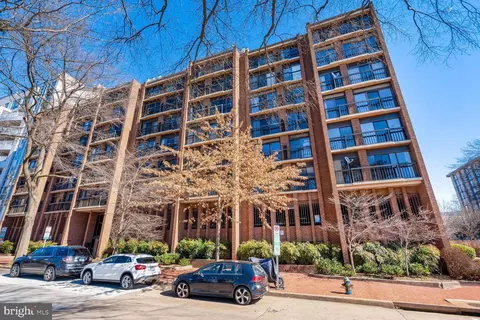 1001 26th St NW #303, Washington, DC 20037