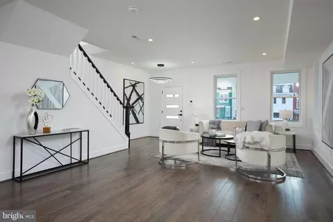 Living - 100 V St NE, Washington, DC 20002 photo 5 of 7