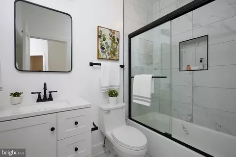Bath - 100 V St NE, Washington, DC 20002 photo 3 of 4