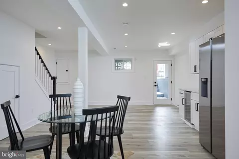 Dining - 100 V St NE, Washington, DC 20002 photo 7 of 7