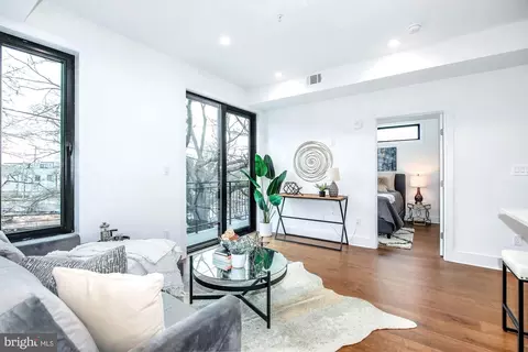 1002 Rhode Island Ave NE #7, Washington, DC 20018