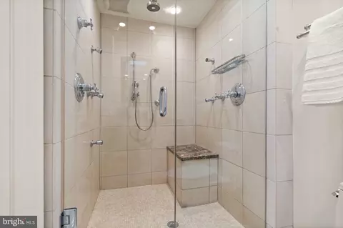 1238 29th St NW, Washington, DC 20007 photo 16