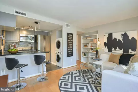 1930 New Hampshire Ave NW #7, Washington, DC 20009