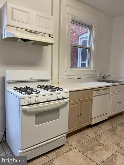 Kitchen - 1207 D St NE, Washington, DC 20002 photo 6 of 6
