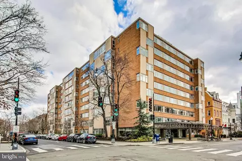 1545 18th St NW #206, Washington, DC 20036