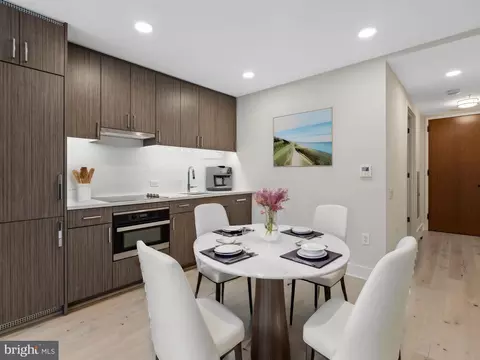 1211 Van St SE #1102, Washington, DC 20003 photo 2