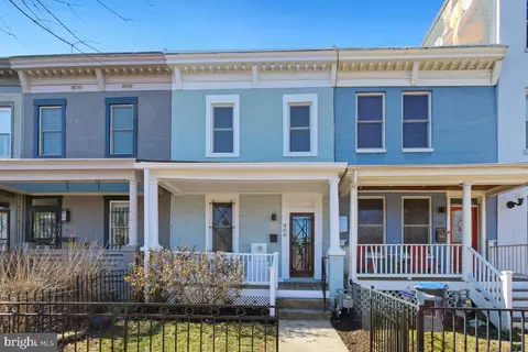 Exterior - 906 13th St NE, Washington, DC 20002 photo 2 of 12